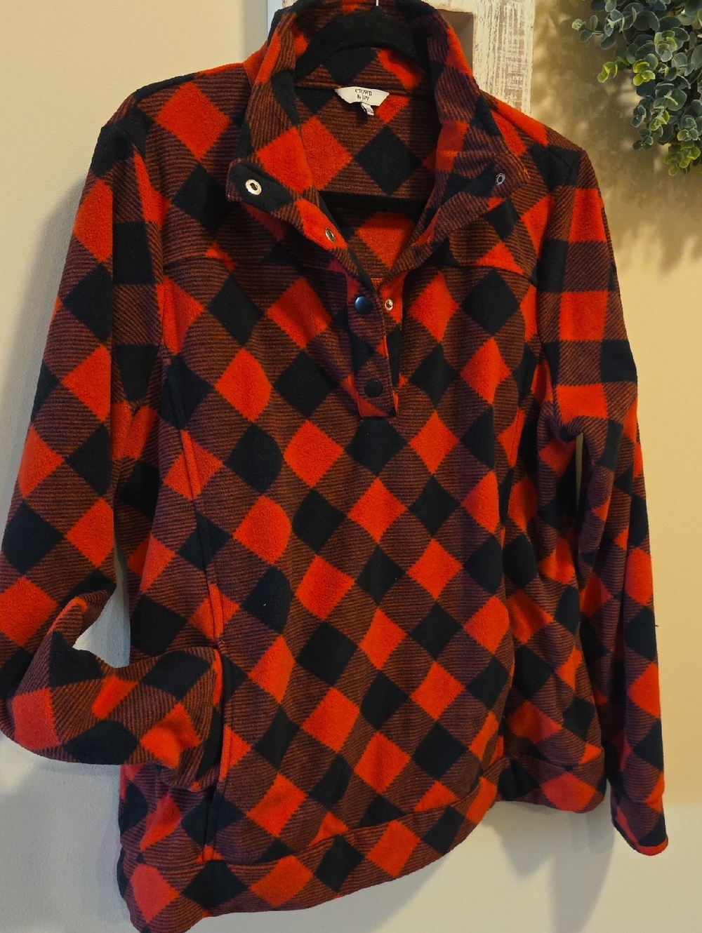 Crown & Ivy Red and Black Buffalo Plaid Snap-Cowl Pullover